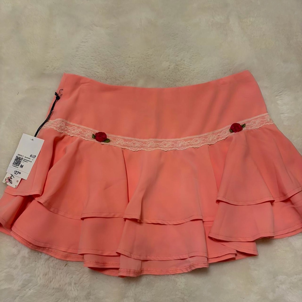 Betsey Johnson Pink Coral Ruffle Mini Skirt With Lace & Rose Appliqus